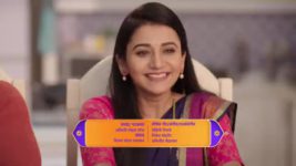 Tharala Tar Mag S01 E304 Asmita Seizes an Opportunity