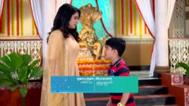 Tumi Ashe Pashe Thakle S01 E13 Sreoshi Blames Deb