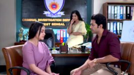 Tumi Ashe Pashe Thakle S01 E24 Chandrima Shows Her Gratitude