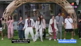 Bigg Boss (Colors tv) S17 E36 Weekend Ka Vaar