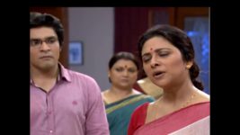 Bodhuboron S06E33 Satyaki throws Teesta out Full Episode