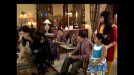 Bodhuboron S06E38 Jhilmil threatens Abhro Full Episode