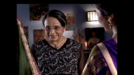 Bodhuboron S06E45 Nirmala suspects Jhilmil Full Episode