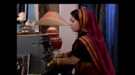 Bodhuboron S07E24 Satyaki cautions Kanak Full Episode