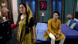 Bodhuboron S14E15 Arup worries for Oli Full Episode