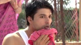 Diya Aur Baati Hum S09E23 Meenakshi spends money Full Episode