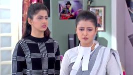 Ke Apon Ke Por S11E433 Joba, Rahul to Follow Miss Dutta Full Episode