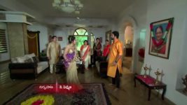 Koilamma S06E270 Manoj's Family Ill-treats Chinni Full Episode