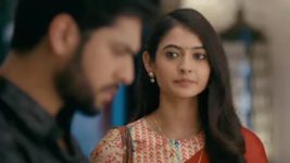 Mehndi Hai Rachne Waali (star plus) S01E32 Raghav Hears Shocking News Full Episode