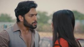 Mehndi Hai Rachne Waali (star plus) S01E65 Raghav Presents a Deal Full Episode