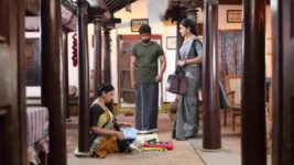 Pandian Stores S01E293 Meena to Quit the Job? Full Episode