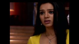 Pyaar Kii Ye Ek Kahaani S05 E01 Misha humiliates Piya