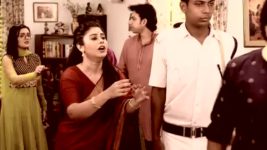 Sanjher Baati S01E708 Chicku Tries to Save Kaustav Full Episode