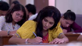 Tomader Rani S01 E68 Rani Takes the Entrance Exam