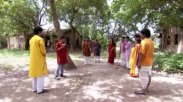 Tomay Amay Mile S19E16 Ushoshi confronts Kunjo Full Episode