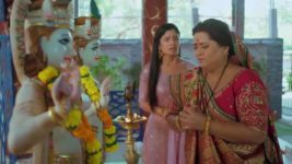 Woh Toh Hai Albelaa S01E63 Sayuri Takes Care of Krishna Full Episode