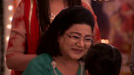 Yeh Hai Mohabbatein S31E24 Raman Slaps Pihu Full Episode