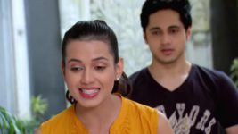 Yeh Rishta Kya Kehlata Hai S34E18 Naitik reaches Surat Full Episode