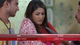 Yeh Rishta Kya Kehlata Hai S48E21 Akshara attacks the thieves Full Episode