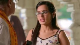 Yeh Rishtey Hain Pyaar Ke S01E163 Abir Offers Help Full Episode