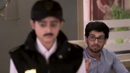 Abol Preetichi Ajab Kahani S01 E127 Mayuri Is Anguished