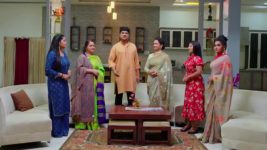 Chiranjeevi Lakshmi Sowbhagyavati S01 E284 5th December 2023