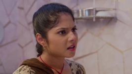 Chotya Bayochi Mothi Swapna S01 E412 Ira Is Distressed