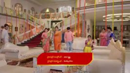 Krishna Mukunda Murari S01 E351 Madhu Has Doubts