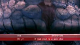 Mahabharat Star Plus S11 E13 Takshak attacks the Pandavas