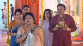 Tumi Ashe Pashe Thakle S01 E31 A Shocker for Purva