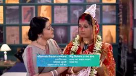 Tumi Ashe Pashe Thakle S01 E42 Purva Berates Deb