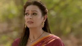 Adhe Kangal S01E149 Mohini Lands in Danger Full Episode