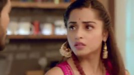 Adhe Kangal S01E267 The Family Is Suspicious Full Episode