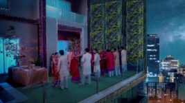 Adhe Kangal S01E327 Piya Is Infuriated Full Episode