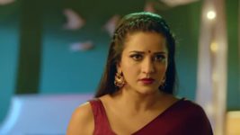 Adhe Kangal S01E350 Mohini Is Attacked Full Episode