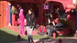 Bigg Boss (Colors tv) S10 E88 Day 88: Bigg Boss Ka Call Centre