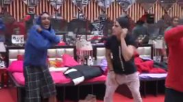 Bigg Boss (Colors tv) S11 E86 Did Priyank cross the line?