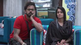 Bigg Boss (Colors tv) S12 E86 'Stop playing the woman card, Surbhi!'