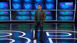 Bigg Boss (Colors tv) S13 E105 Laxmi ki kahani, Deepika ki zubani