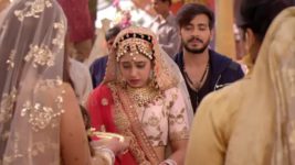 Ghulaam S01E07 Maldawali Alerts Shivani Full Episode