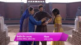 Ghulaam S03E11 Gulguli Instigates Veer Full Episode