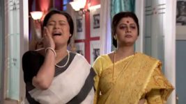 Ichche Nodee S09E12 Mala Asks Meghla to not Perform Full Episode