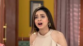 Love Biye Aaj Kal S01 E105 Shraban's Bold Decision