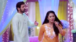 Naamkaran S06E02 Will Neela Bid For The House? Full Episode