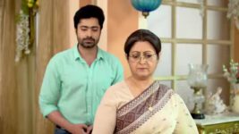 Ogo Nirupoma S01E207 Abir Lands in a Fix Full Episode