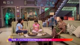 Tumpa Autowali S01 E609 News headline about Abir and Meghna