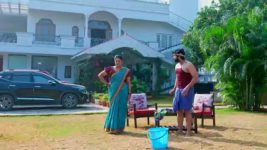 Yeda Loyallo Indradhanasu S01 E225 Deva Is Anxious