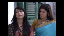 Aanchol S06E63 Somnath's daughter falls sick Full Episode