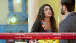 Kadhala Kadhala S01E112 Om, Priyanka are Shocked Full Episode