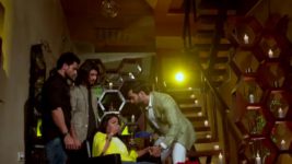 Kadhala Kadhala S01E118 Anika Apologises to Tia Full Episode